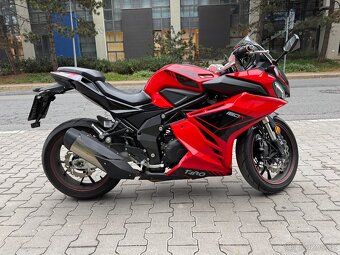 Silniční motorka Taro 400ccm - 2