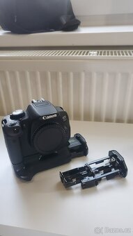 Canon EOS 700D - 2
