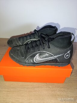 Dětské kopačky TARFY, Zn.Nike, vel. 34 - 2