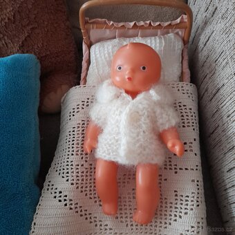Retro hračka panenka gumotex - 2
