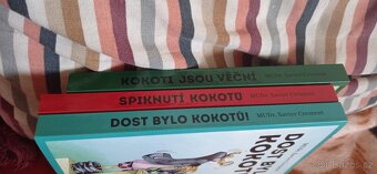 Prodám sérii knížek - 2