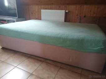 Postel s úložným prostorem - 2