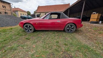 Mazda MX-5 NA 1.6 66KW - 2