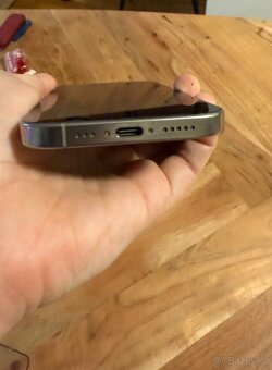 iPhone 16 pro - 2