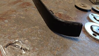 Bmw e30 pravý plast zadního nárazníku - 2