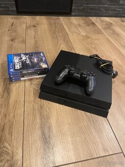 Prodám PS4 paměť 1TB + hry+ ovladač - 2