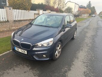 BMW 218d Active Tourer DPH 247t.km kůže 30.4.2015 4,1l - 2