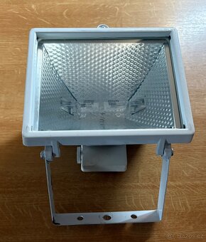 Halogenový reflektor Philips 70W UV block - 2
