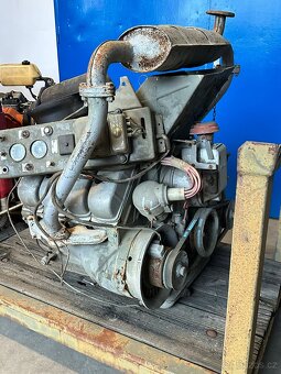 Motor z elektrocentrály Tatra 805 – málo najeto | vojenská u - 2
