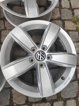 Prodám zánovní orig alu 16 Vw Golf 7,8 5x112 ET 43 - 2