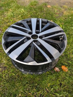 Originální disk Peugeot 3008 19" - 2