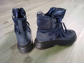 Dívčí/dámské zimní boty Baťa vel 40 - 2