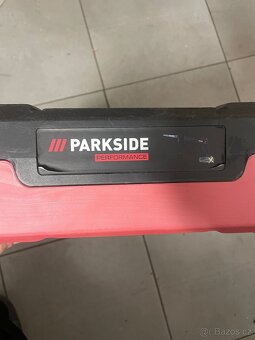 Kufr Parkside Performance pila ocaska - 2