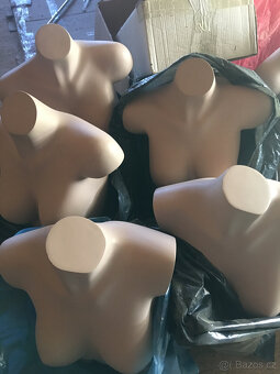 Figurína - torzo dámské - 2