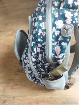 Dívčí školní batoh - 2