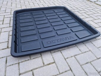 Škoda Octavia IV vana do kufru - 2