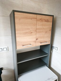 Koupelnová skříňka nad pračku - 2