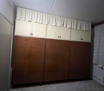 Šatni skříně s nádstavci - 2