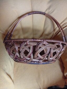 proutěný košík - 2