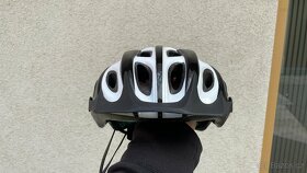 Cyklistická helma GIANT - 2