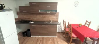 Byt 2+kk u Kopřivnice, 16.000 i s energiemi, zahrada... - 2