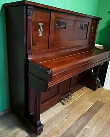 Pianino Forster po kompletní renovaci - 2