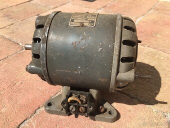 Elektromotor 220V, 16W, 1300 ot., Atlas Náchod - 2