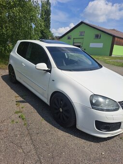 Golf 5 - 2