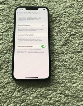 iPhone 13 128gb baterie 96% - 2