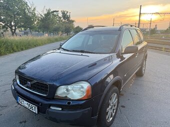 Volvo XC90 - 2