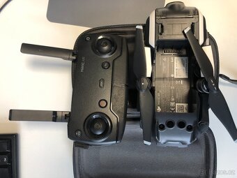 Dron nefunkční MAVIC AIR - 2
