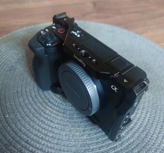 SONY ZV-E1 stejný čip jako FX3 a A7SIII - 2