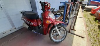 Kymco People 125 - 2