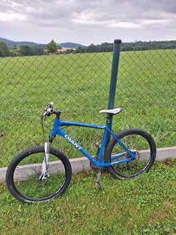 Horske kolo Giant hlinik vel.L - 2