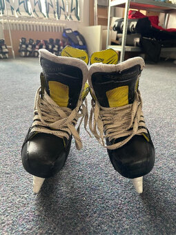 Brusle BAUER SUPREME S29 - 2