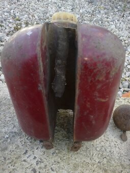 Jawa 550/555 parez cena je za vse viz fota - 2