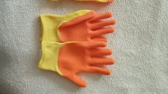 Krásné dětské rukavičky na zahradu vel. L /8-12let, 2 páry - 2