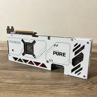 Grafická karta SAPPHIRE PURE Radeon RX 7800 XT GAMING 16GB - 2