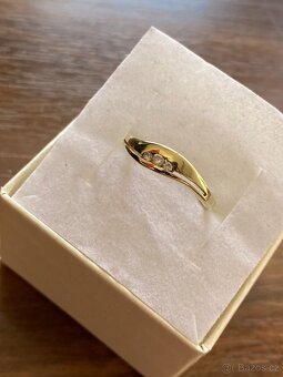 Zlatý dámský prsten - 2