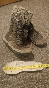 Dívčí sněhule, 39 - 2