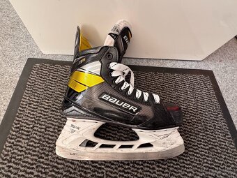 BRUSLE BAUER SUPREME 3S , vel. 40,5/6 FIT 1 - 2