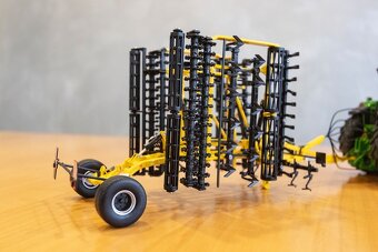 BEDNAR MODELY V MĚŘÍTKU 1:32 - 2