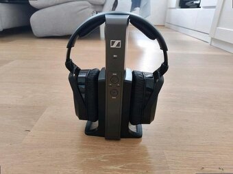 Bezdrátová sluchátkaSennheiser RS 175 - 2
