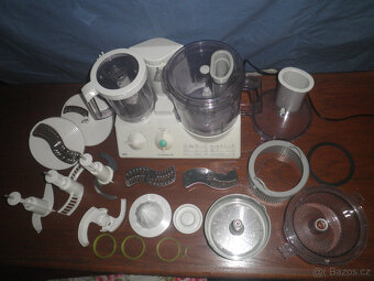 Kuchyňský robot - 2