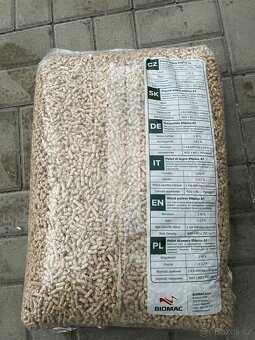 Dřevěné pelety Biomac Top A1 - 2