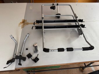 Nosič kol na zadní dveře Thule - 2