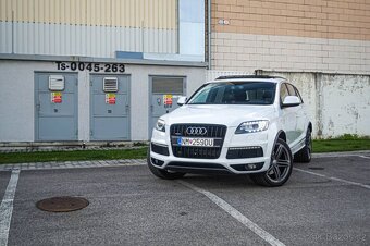 Audi Q7 3.0 Turbo Benzín Quattro 7Miest - 2