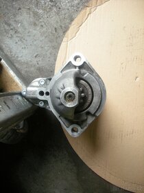 BMW E87 řada 1 pro motorizaci 2,0d starter - 2