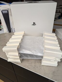 Sony Playstation 5 s mechanikou - 2