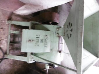 Šrotovník na obilí - 2